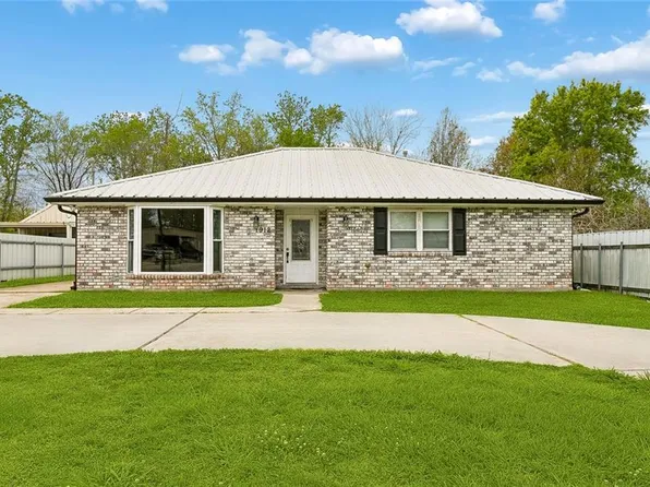 1912 Russell Pl, Saint Bernard, LA 70085