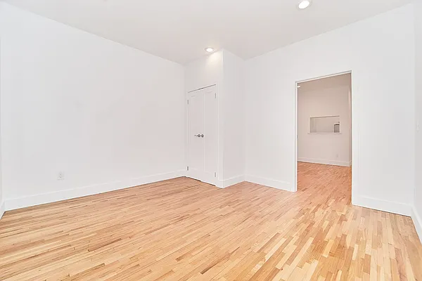 Rented by Living New York | media 54