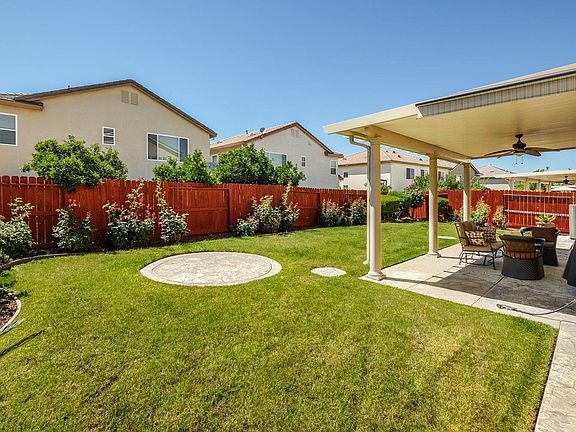 5th image of 9027 Four Seasons Dr
