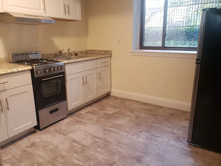 11 Westminster St #5 — Photo 5