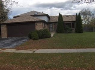 4428 Farmington Ave, Richton Park, IL 60471