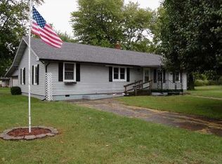 35 N State St, Markleville, IN 46056