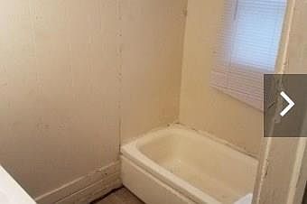 4th image of 1215 N Pershing Ave