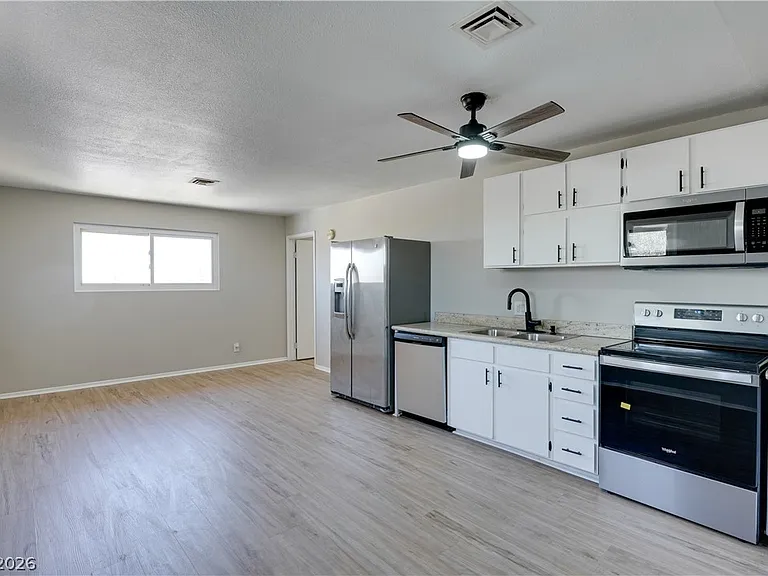 247 W Basic Rd #B — Photo 1