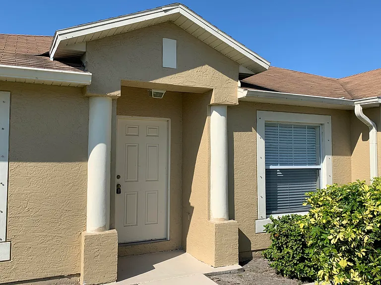 269 SW Ridgecrest Dr — Photo 4