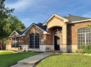 426 Bell Dr, Wylie, TX 75098