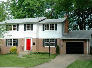 2520 Swift Run St, Vienna, VA 22180