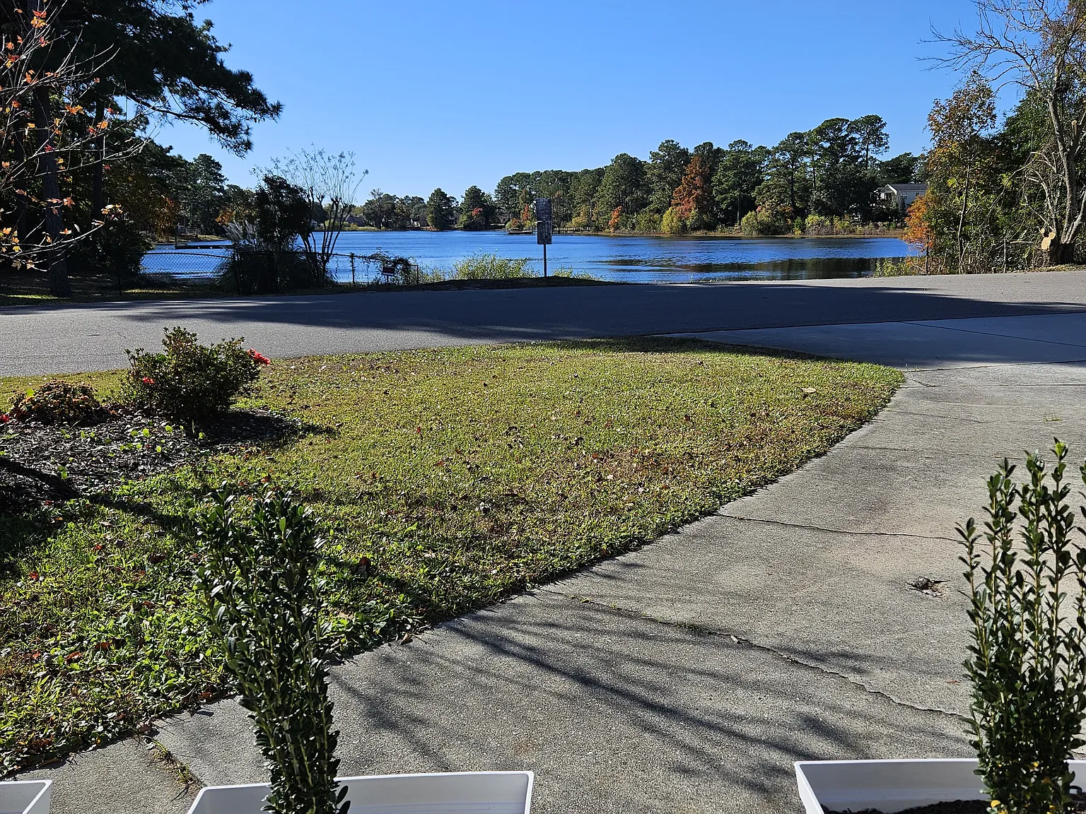 1 bed, 900 sqft, $2,100 — Photo 2