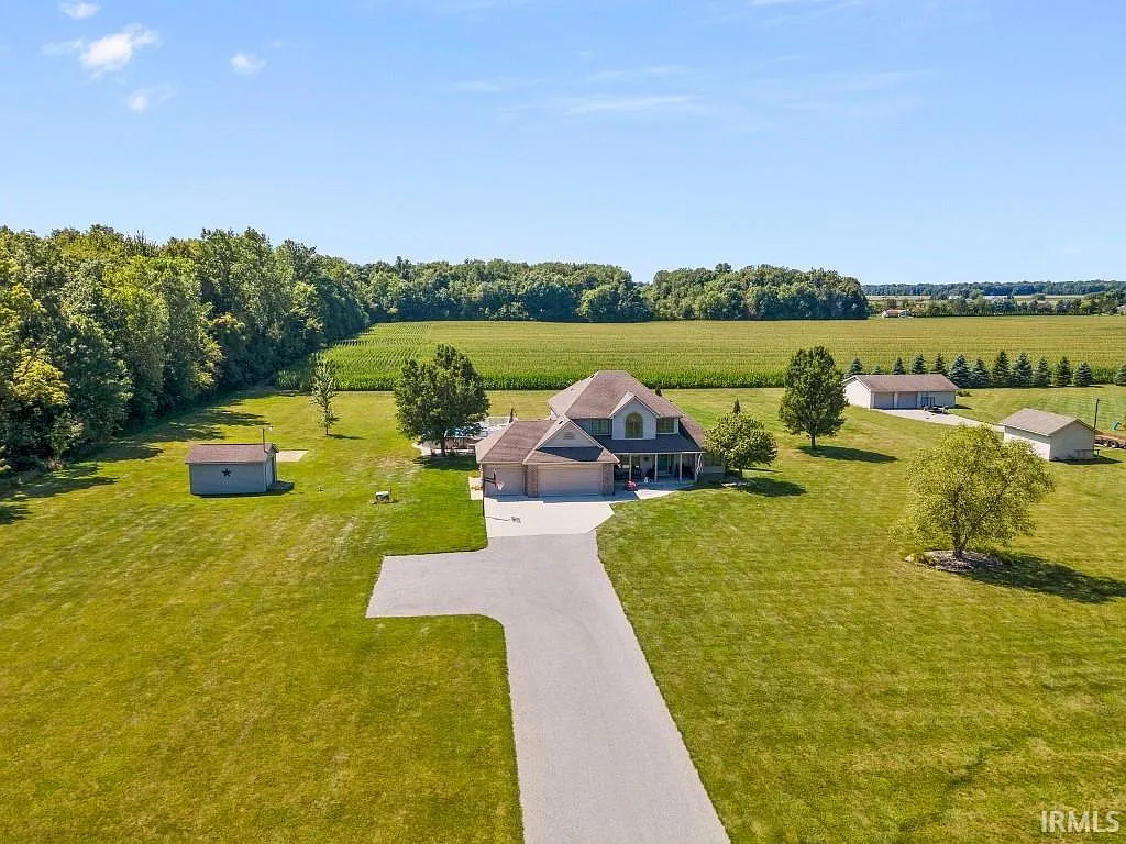 10836 Minnich Rd photo 1