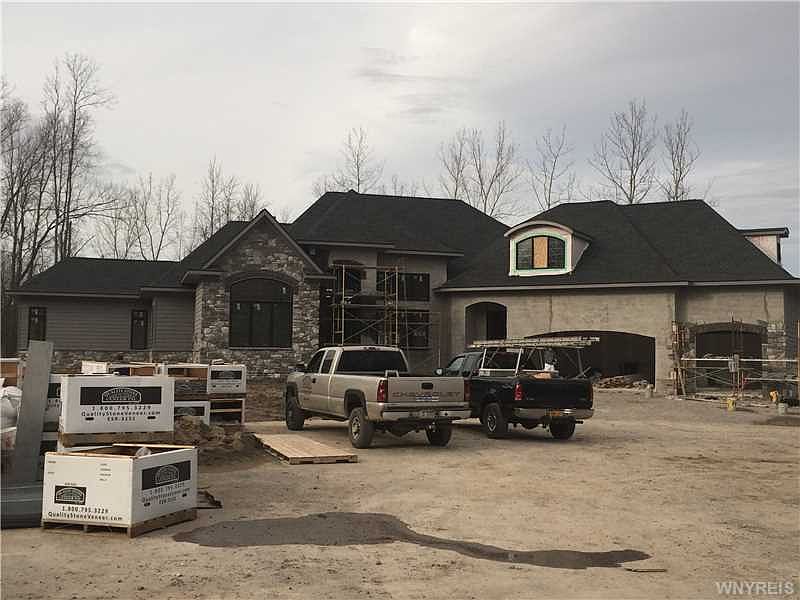 2nd image of 60 Brice Landing Ct