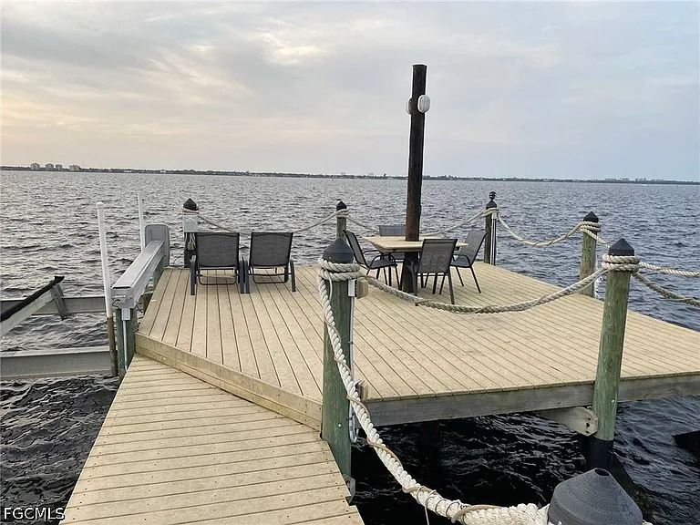 252 Bayshore Dr — Photo 26