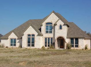 230 Sherry Ln, Burleson, TX 76028