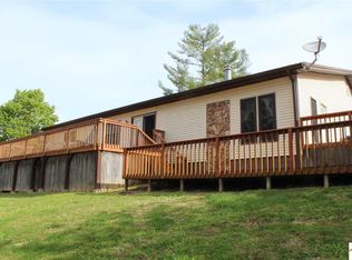 246 Arrowhead Rd, Eddyville, KY 42038