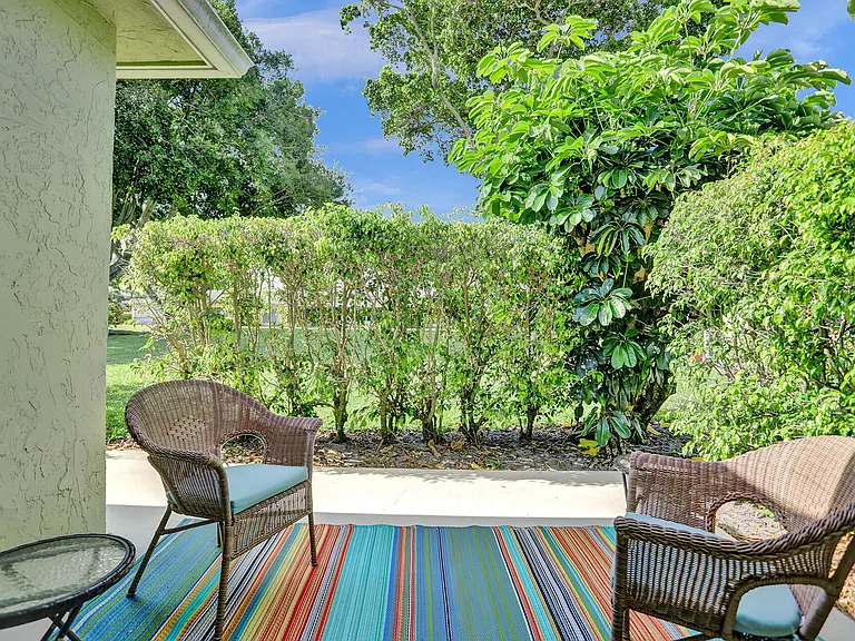 2520 Pansey Ln #D — Photo 2