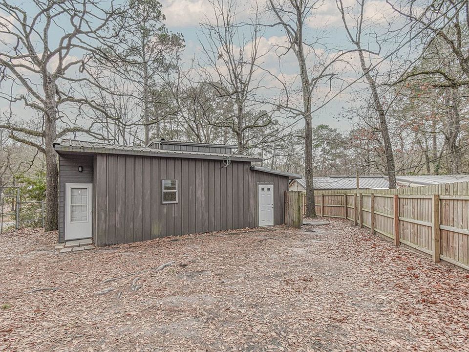 1st image of 20011B Parkway Ln