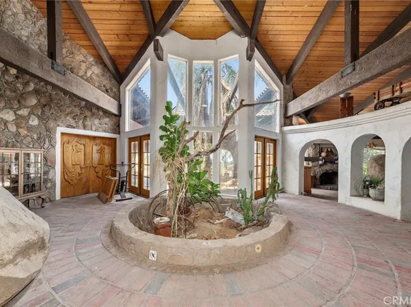 23676 Old Manzanita Rd, Escondido, CA 92027
