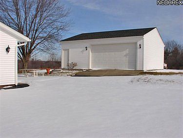 3rd image of 11515 Peach Tree Dr