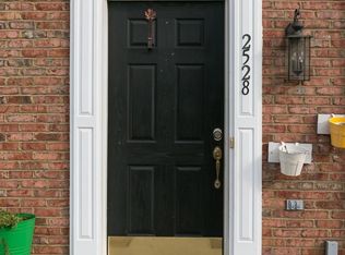 2528 Terra Cotta Cir, Herndon, VA