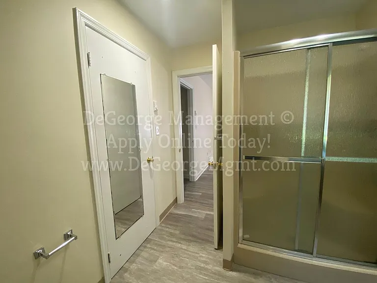 311 1/2 Washington St — Photo 16