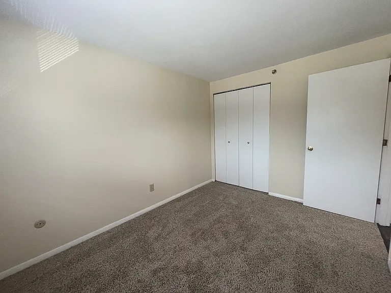 Highland Estates — Photo 30