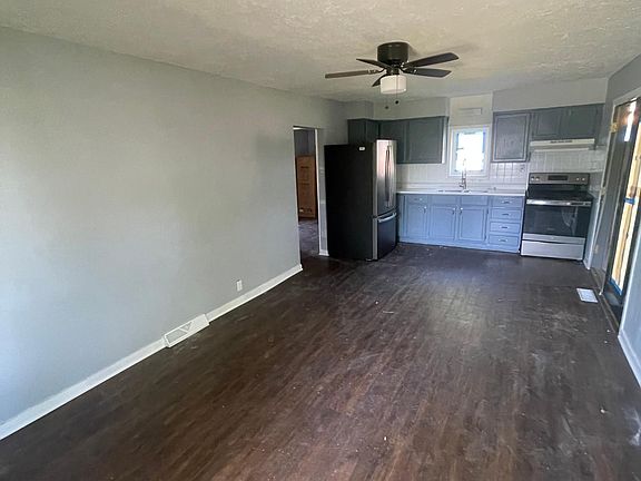 2nd image of 5823 N 43rd Ave