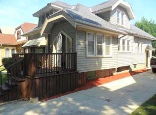 3052 N 44th St, Milwaukee, WI 53210