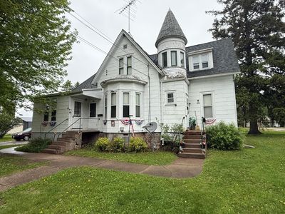 84 Pearl St, Clintonville, WI, 54929