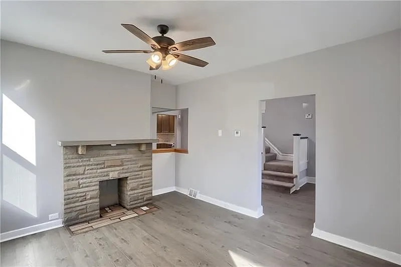 58 McKinnie Ave photo 1