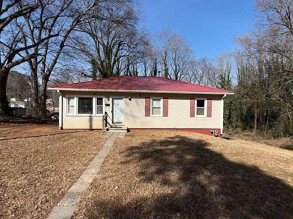 2nd image of 123 Cypress Dr