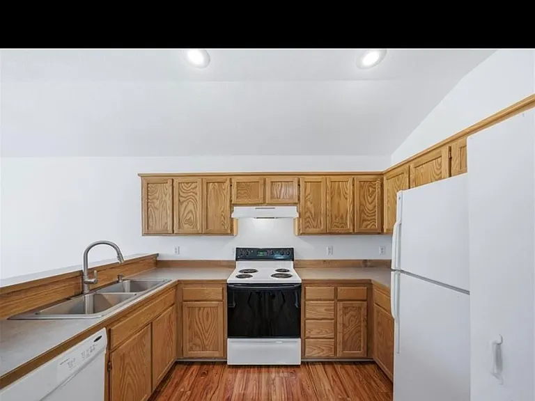 1201 N Martway Dr #107 — Photo 8