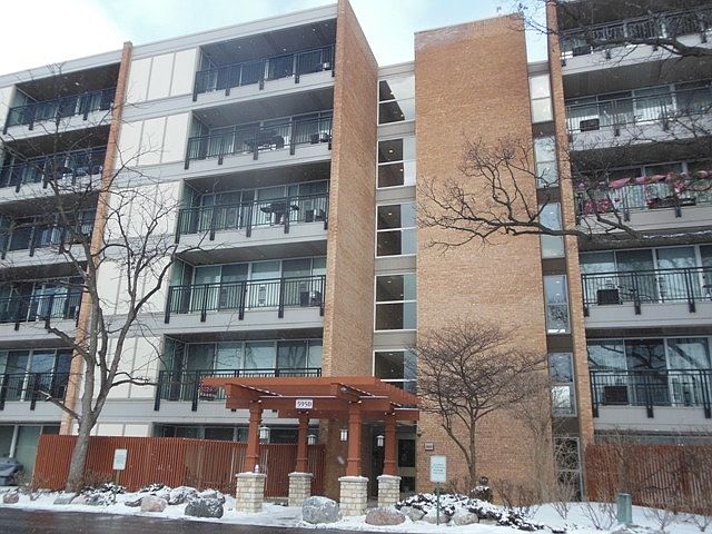 1st image of 5950 Oakwood Dr APT 2H