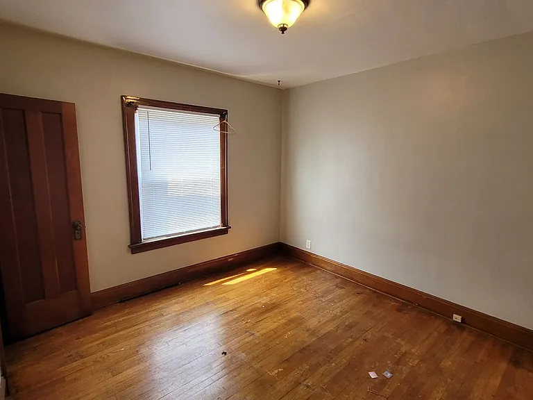 5273 Pearl Rd — Photo 19
