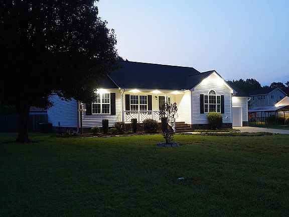 2nd image of 1217 Smith Rd