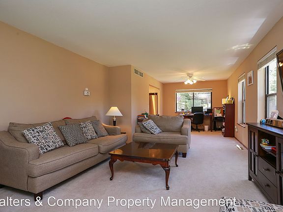 3rd image of 8214 Green Hollow Ct