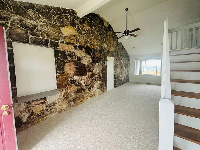 590 Peppers Ferry Rd NW — Photo 2