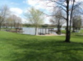 6 Orchard Rd, Loogootee, IN 47553