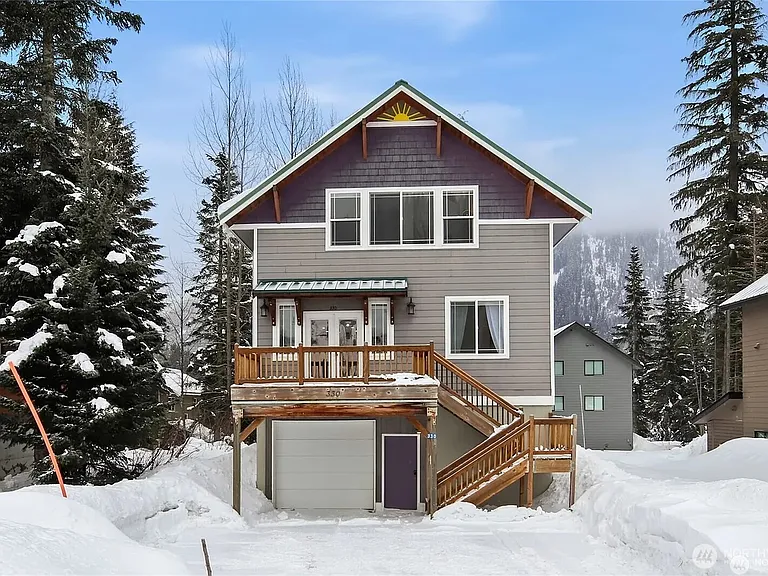 330 Keechelus Dr — Photo 1