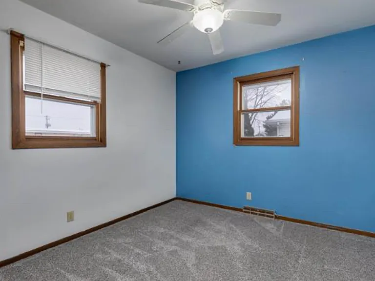 105 N Arch St — Photo 5
