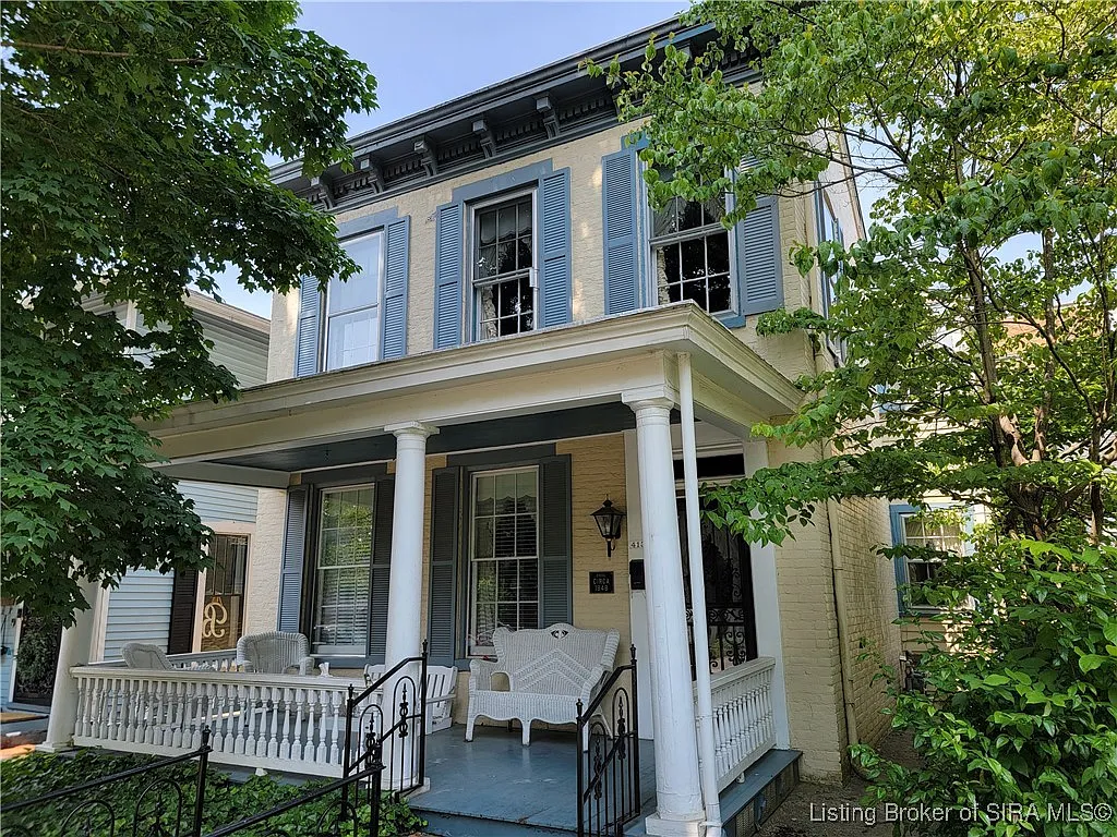 413 MILL Street photo 1