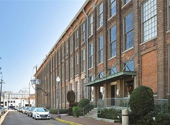 2nd image of 920 Poeyfarre St APT 407