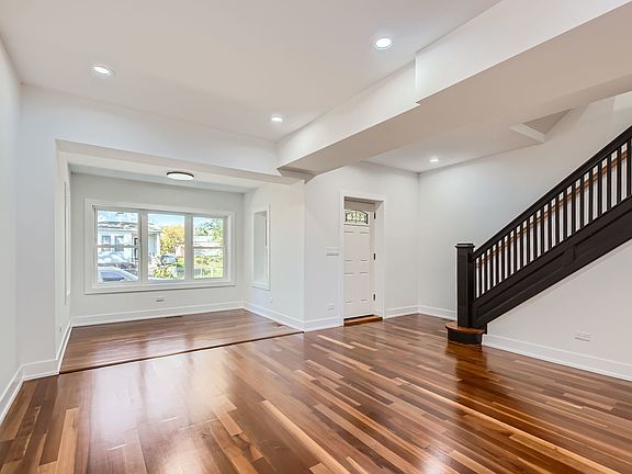 2nd image of 8513 S Maryland Ave