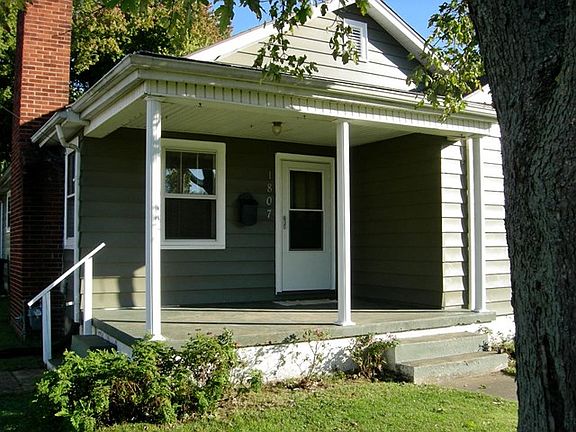 2nd image of 1807 W 2nd St