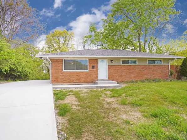 2301 Aquarius Dr, Cincinnati, OH 45231