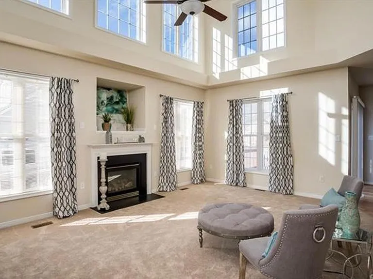 14836 Shorewood Ct — Photo 6