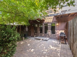 1402 Douglas Ave, Minneapolis, MN 55403