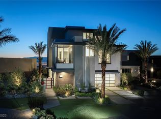 545 Overlook Rim Dr, Henderson, NV 89012