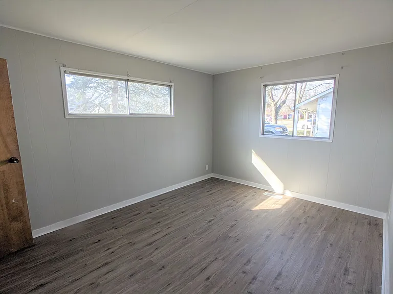 139 Totten Dr — Photo 8