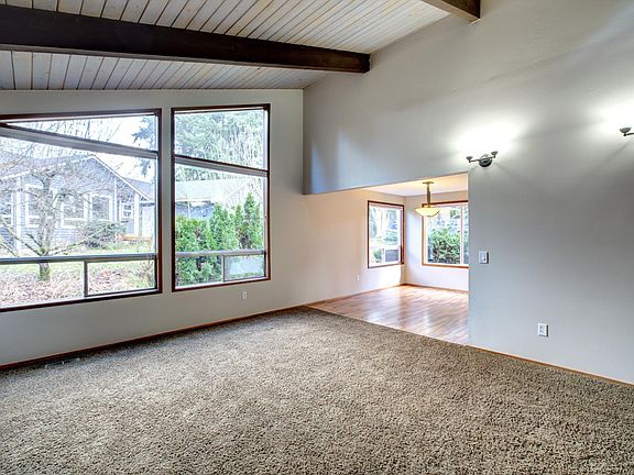 3rd image of 10017 130th Ave NE