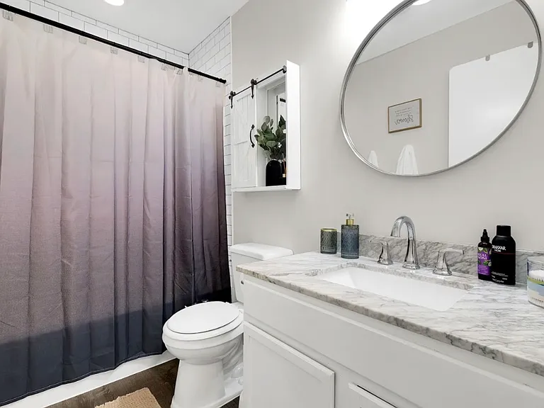 379 Sandhurst Cir #1 — Photo 12