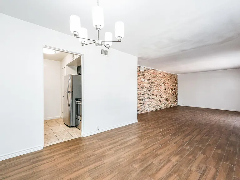 7510 Shadyvilla Ln #17 — Photo 6